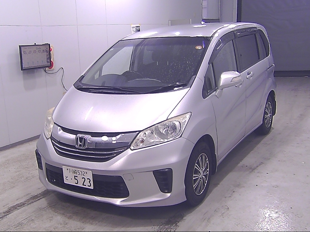 HONDA FREED