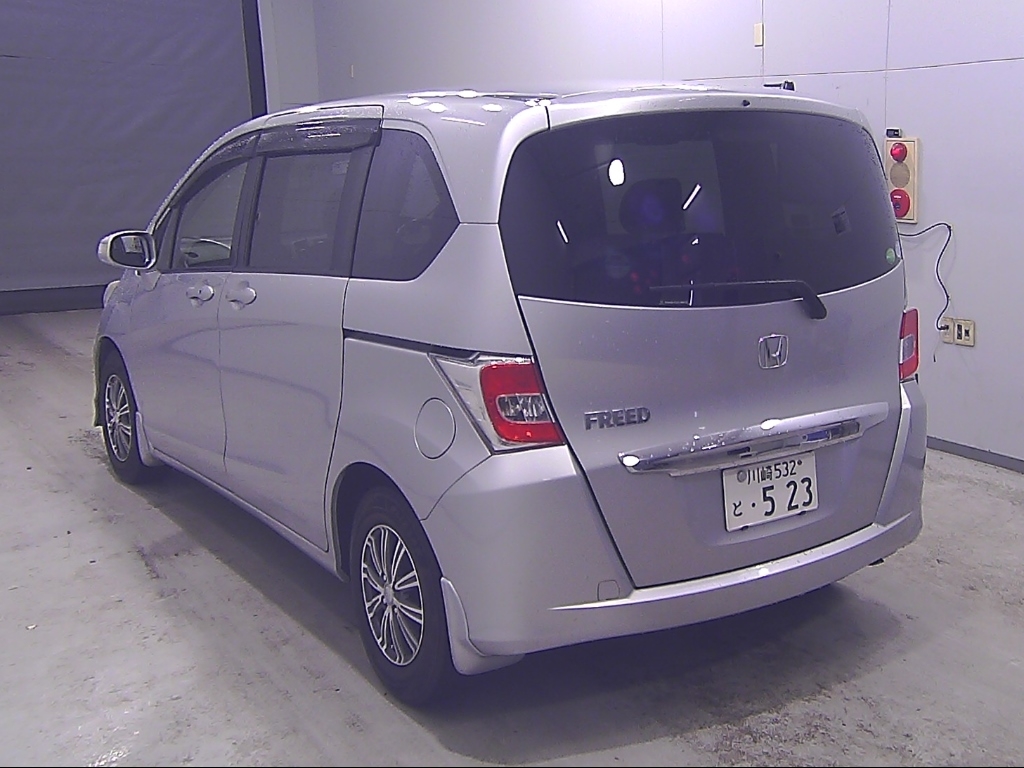 HONDA FREED