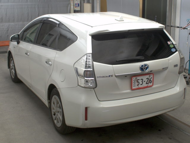 TOYOTA PRIUS ALPHA