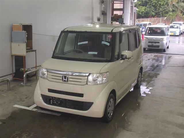 HONDA N-BOX