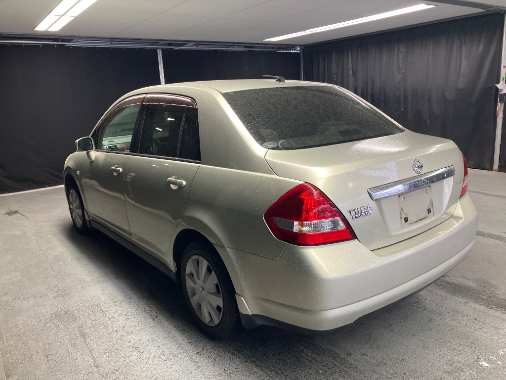 NISSAN TIIDA LATIO