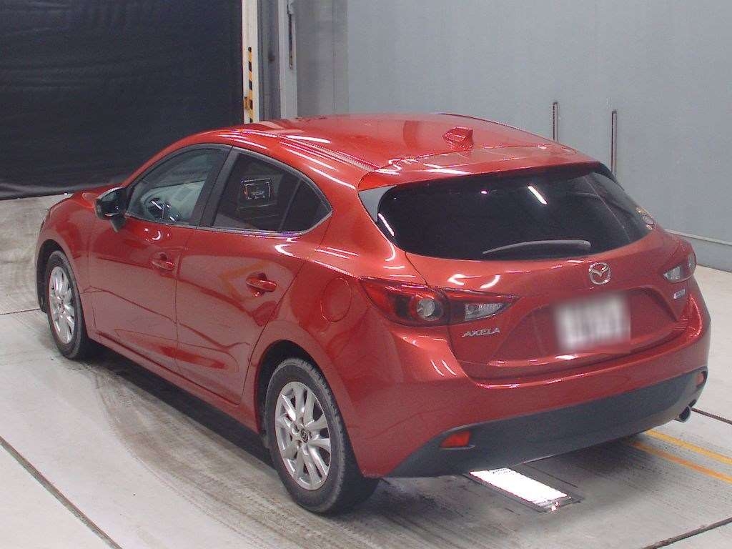 MAZDA AXELA