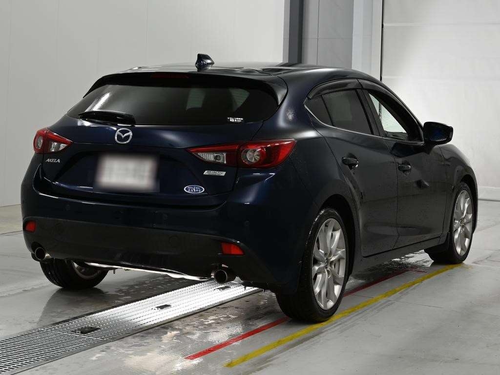 MAZDA AXELA