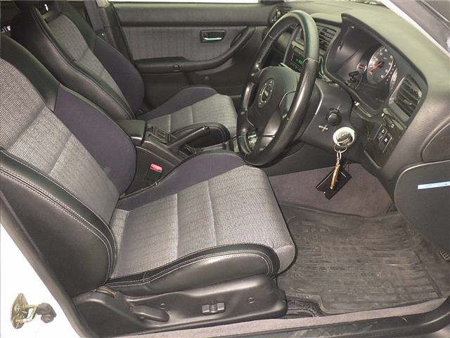 SUBARU LEGACY