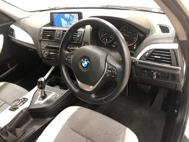 BMW 1-SERIES