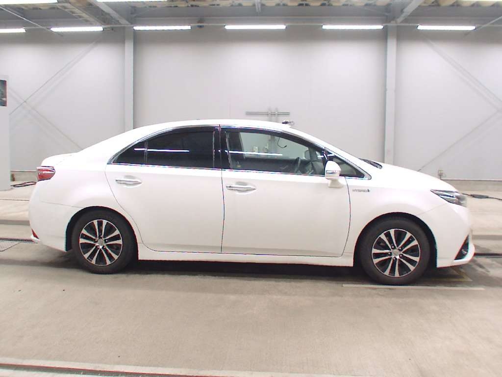 TOYOTA SAI