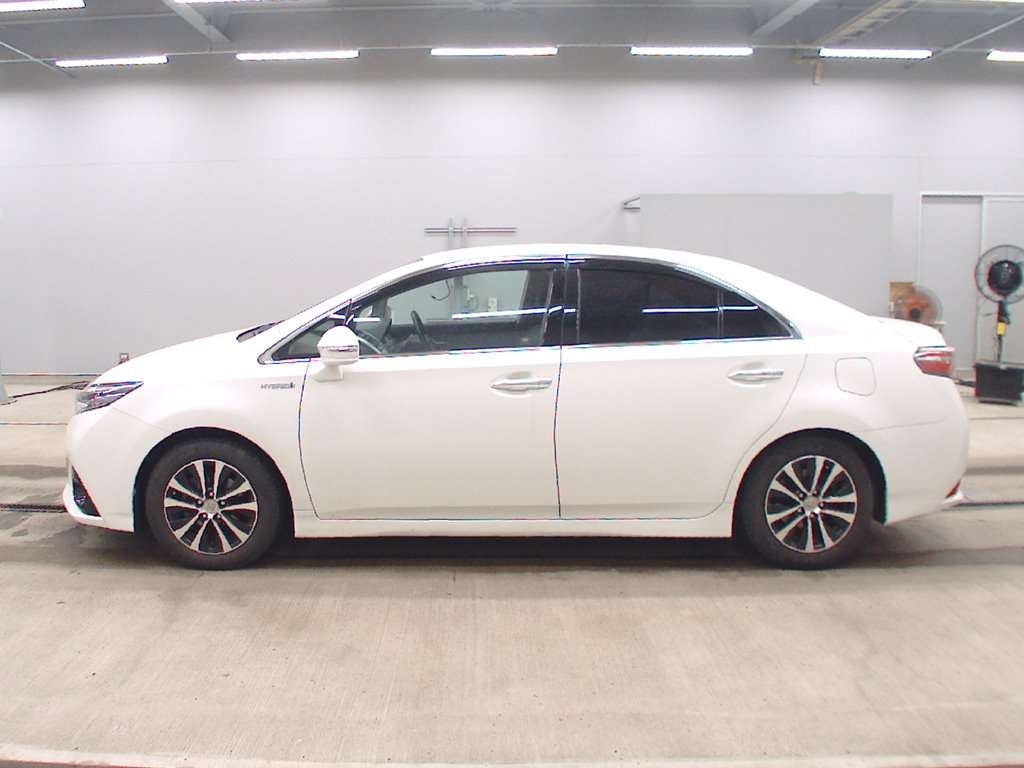 TOYOTA SAI