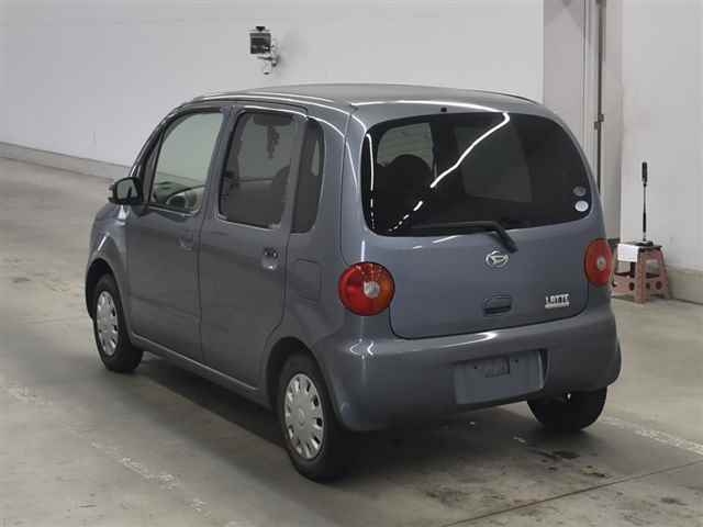 DAIHATSU MOVE LATTE
