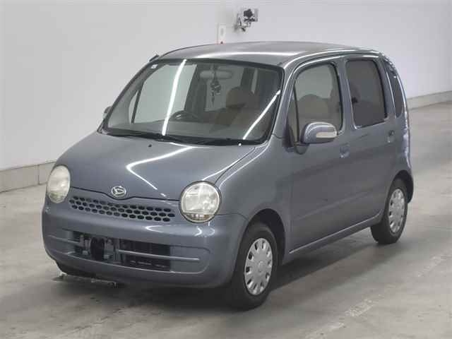 DAIHATSU MOVE LATTE