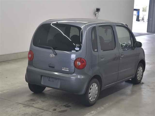 DAIHATSU MOVE LATTE