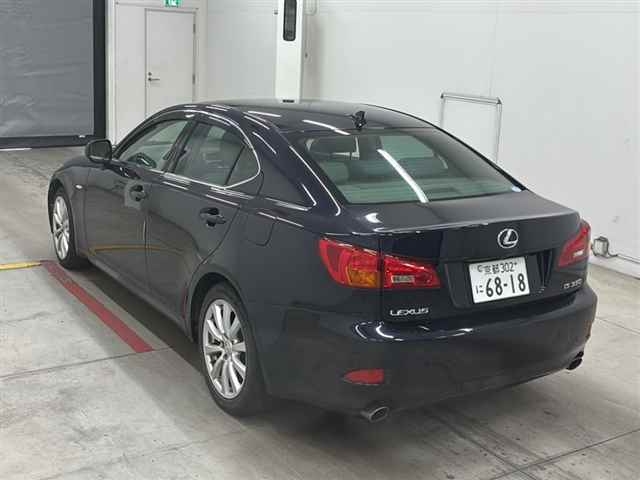 LEXUS IS350