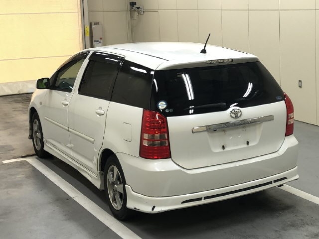 TOYOTA WISH