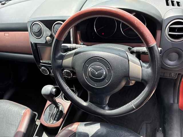 MAZDA VERISA