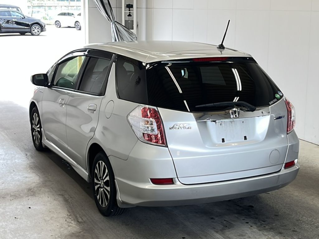 HONDA FIT SHUTTLE