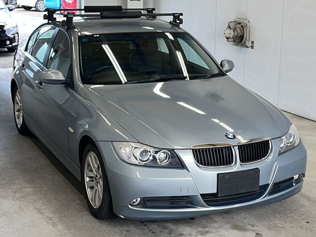 BMW 3-SERIES