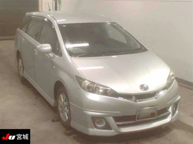TOYOTA WISH