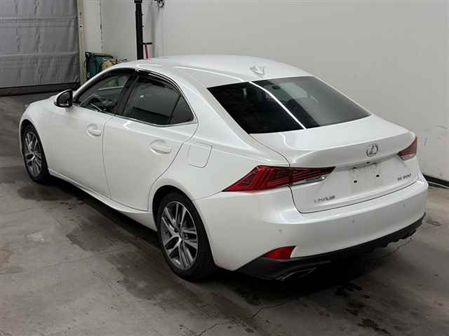 LEXUS IS300