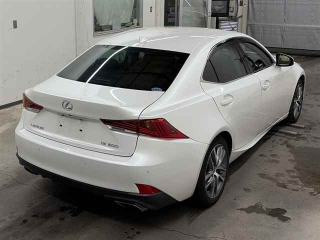 LEXUS IS300