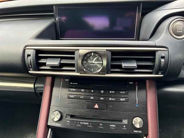 LEXUS IS300