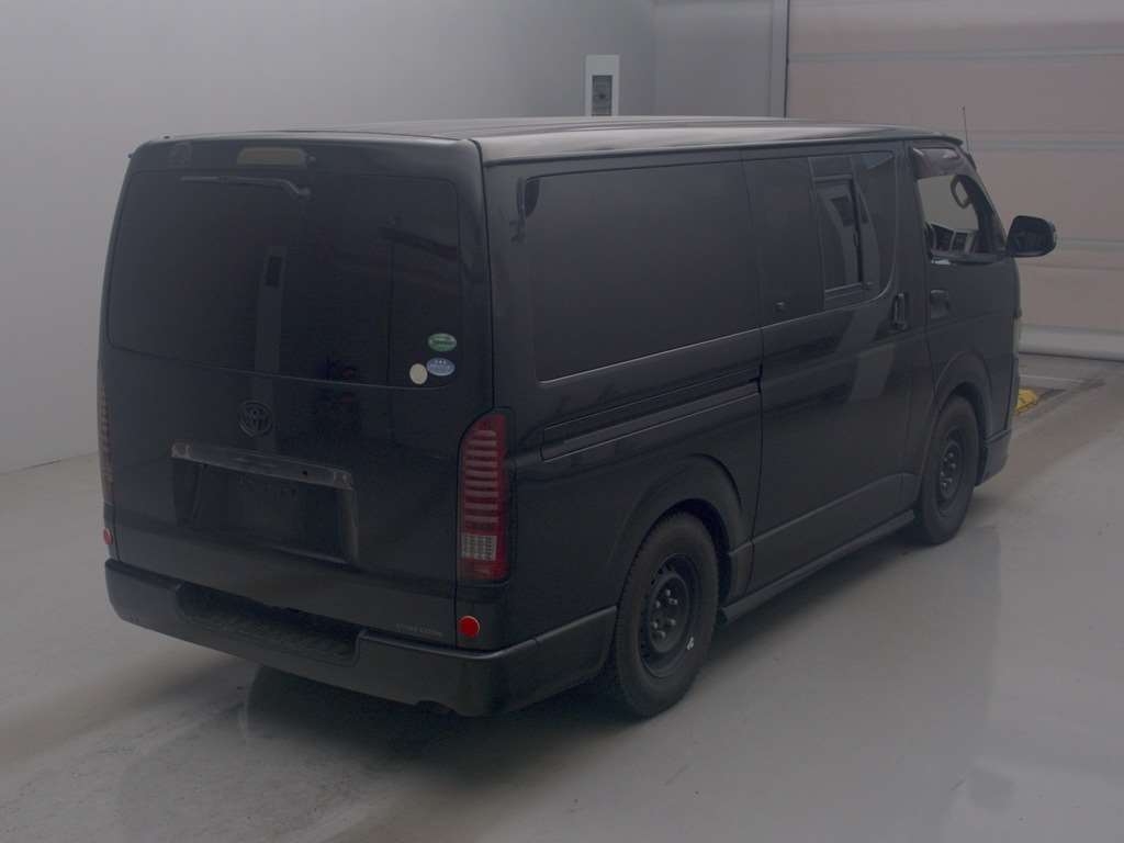 TOYOTA REGIUS ACE