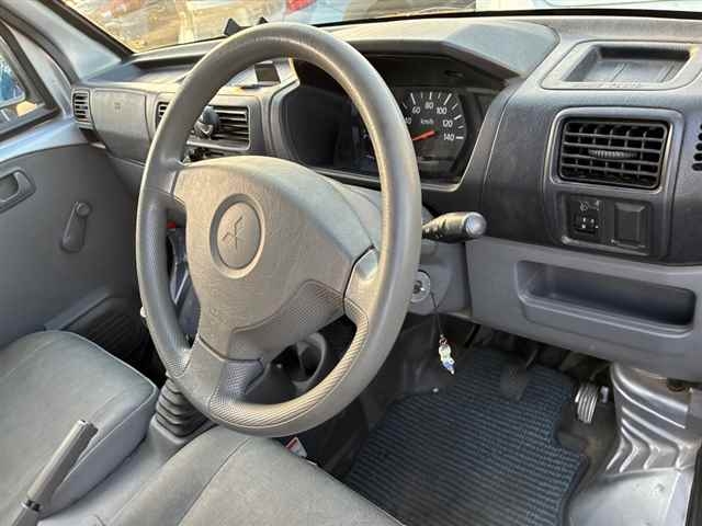 MITSUBISHI MINICAB