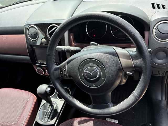 MAZDA VERISA