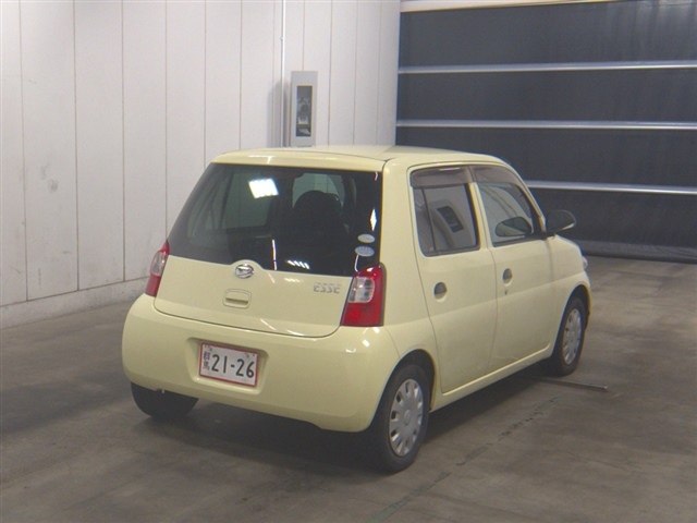 DAIHATSU ESSE