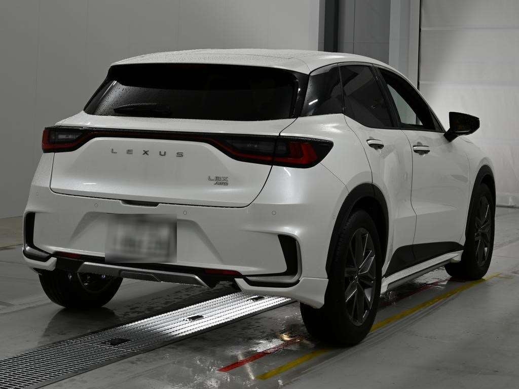 LEXUS LBX