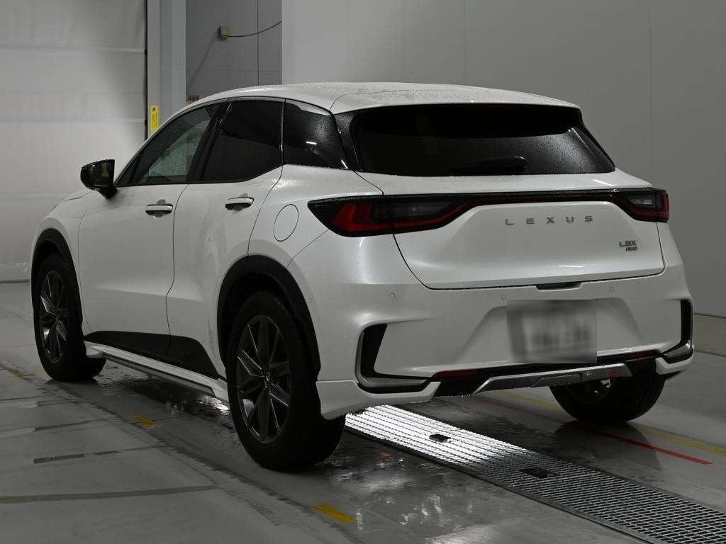 LEXUS LBX