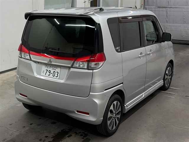 MITSUBISHI DELICA D:2