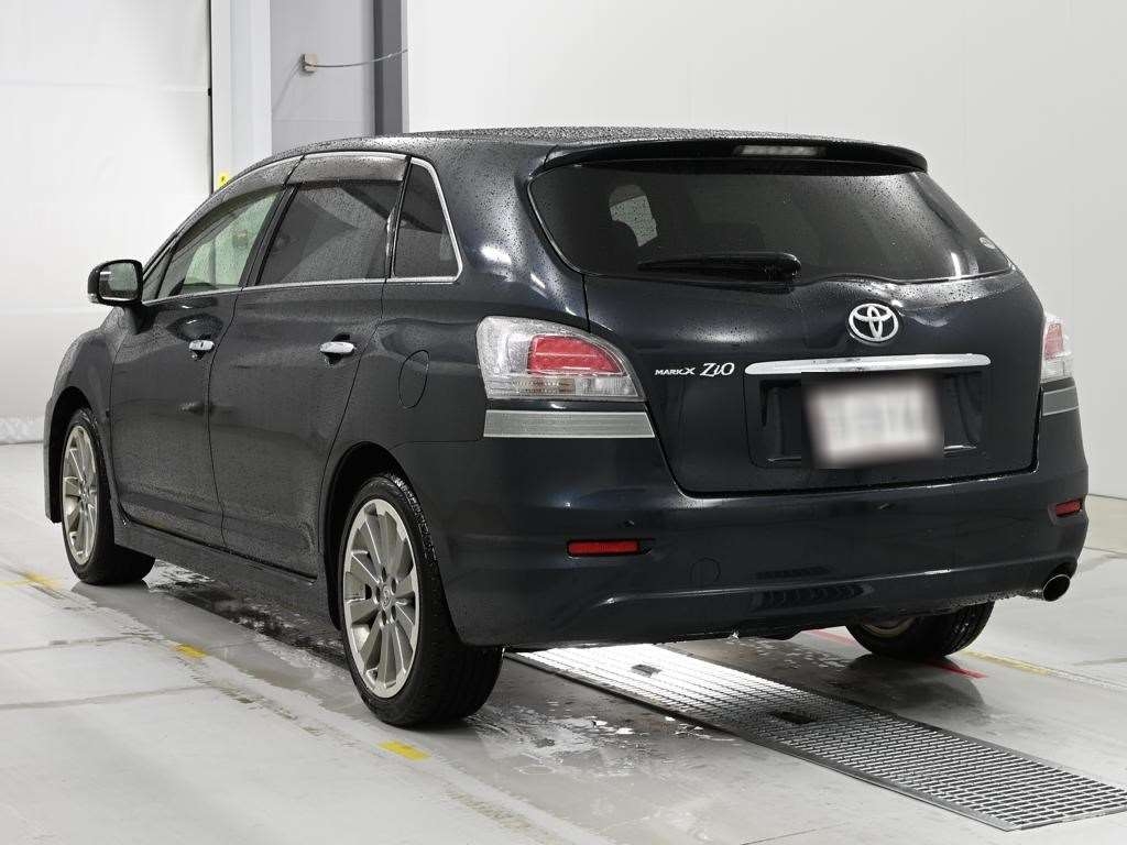 TOYOTA MARK X ZIO