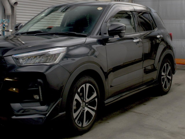 DAIHATSU ROCKY
