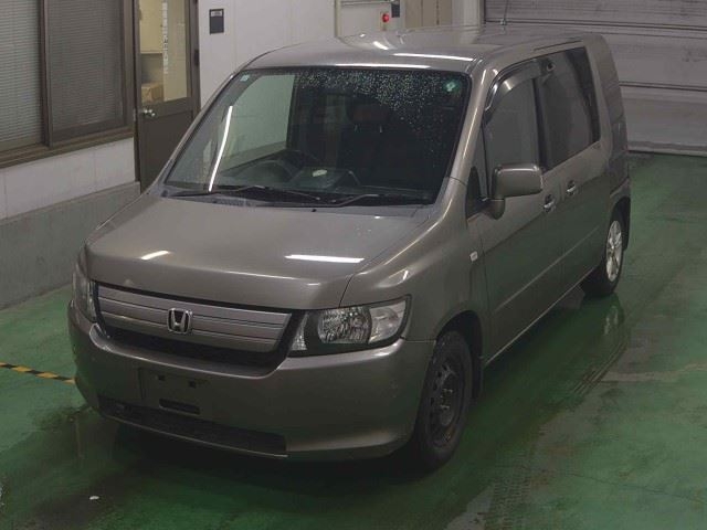 HONDA MOBILIO SPIKE