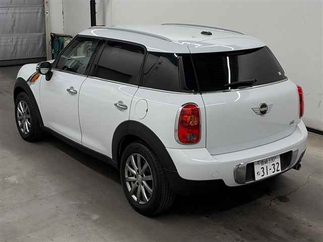MINI CROSSOVER