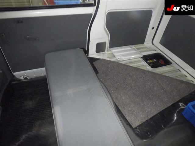 MITSUBISHI MINICAB