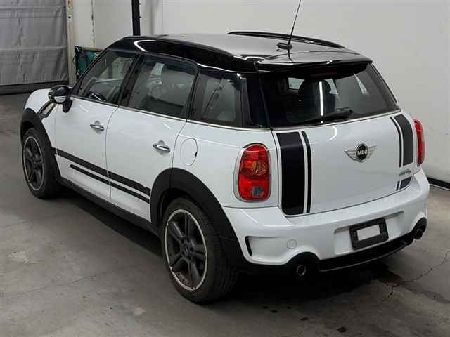 MINI CROSSOVER
