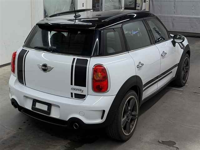 MINI CROSSOVER