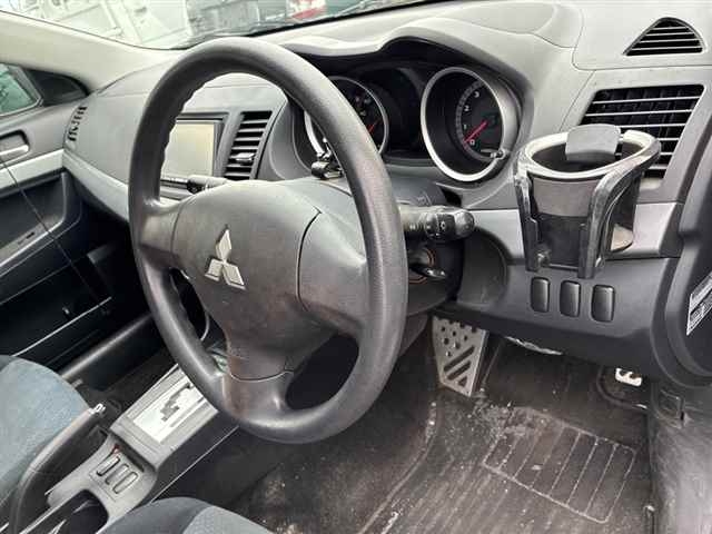 MITSUBISHI GALANT FORTIS