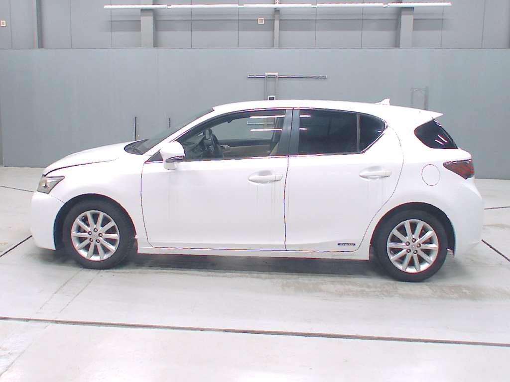 LEXUS CT200H