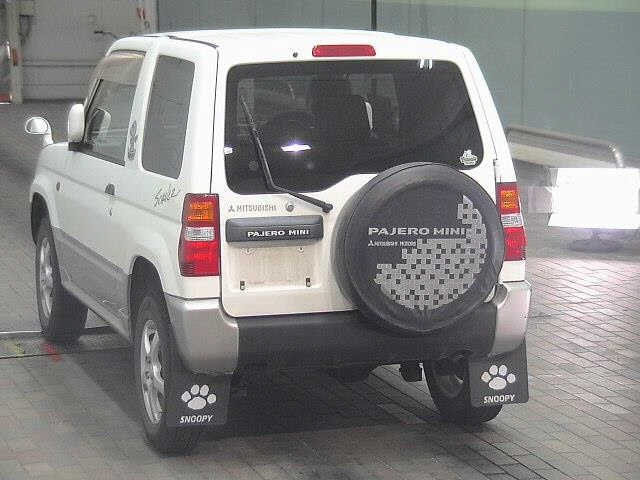 MITSUBISHI PAJERO MINI