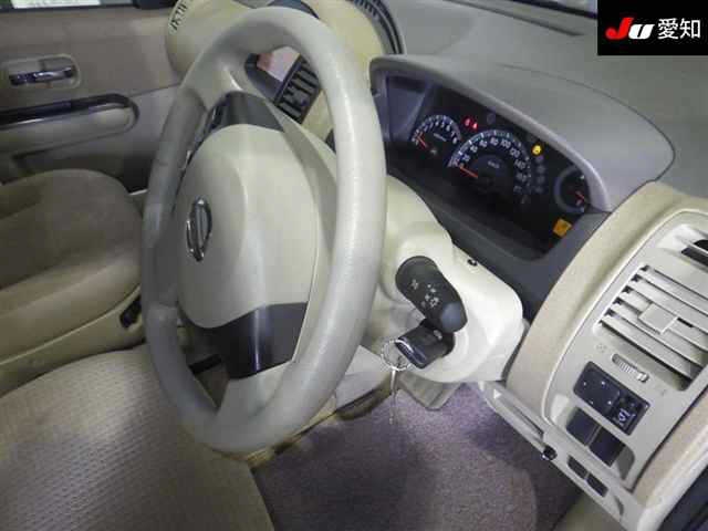 NISSAN LAFESTA