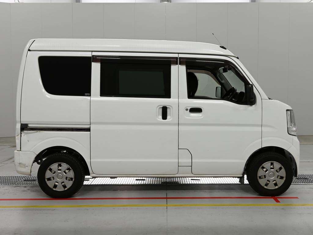 MITSUBISHI MINICAB