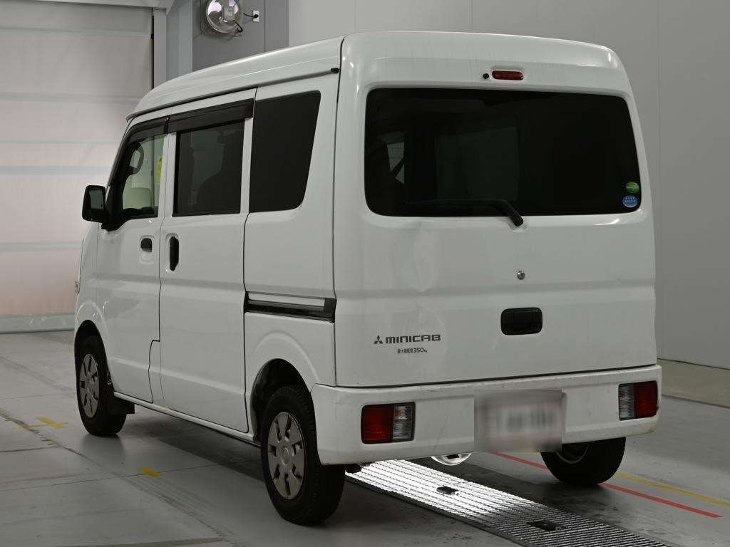 MITSUBISHI MINICAB