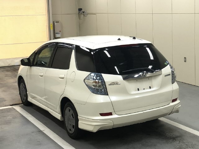 HONDA FIT SHUTTLE