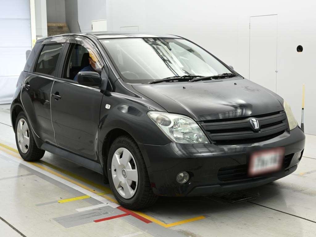 TOYOTA IST