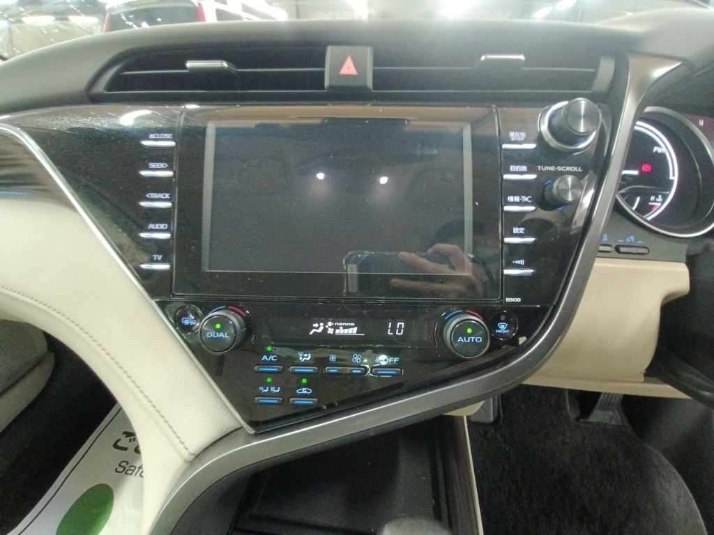 TOYOTA CAMRY