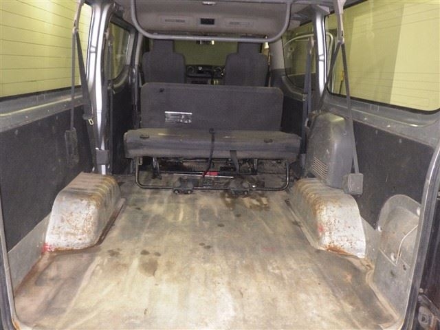 NISSAN NV350 CARAVAN
