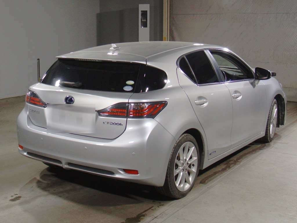 LEXUS CT200H