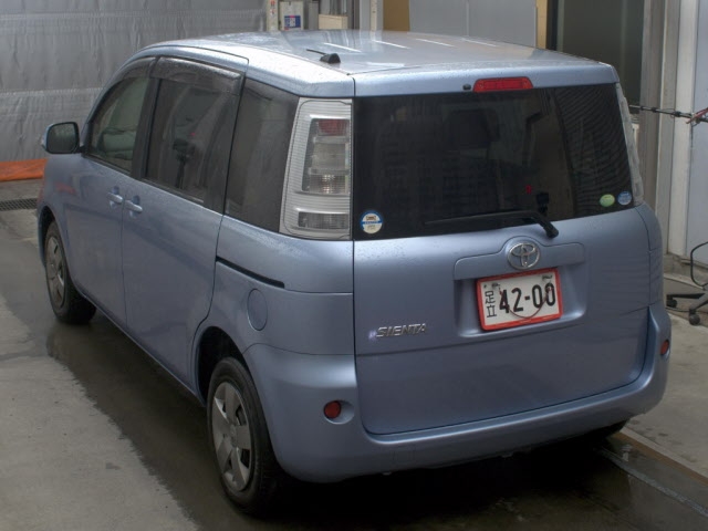 TOYOTA SIENTA