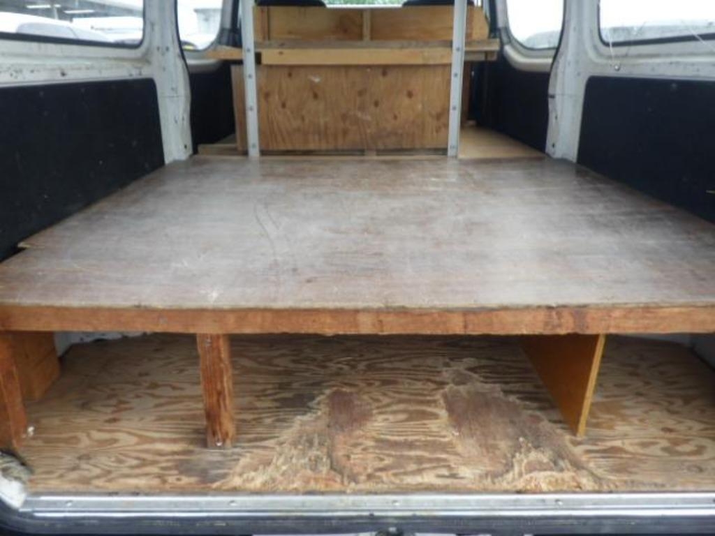 NISSAN NV350 CARAVAN